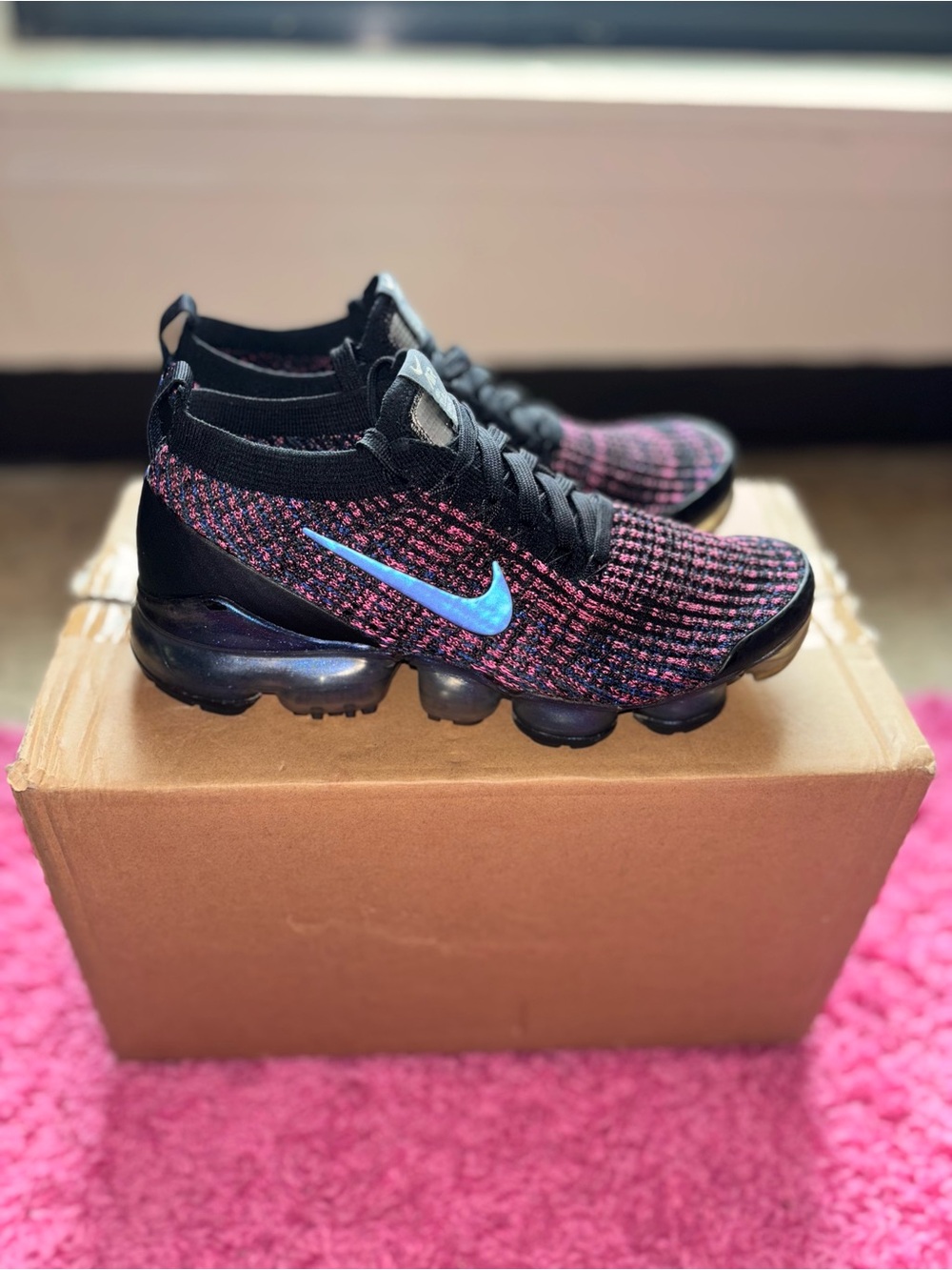 Nike Kids Flyknit VaporMax Sneakers - Black, Pink & Blue